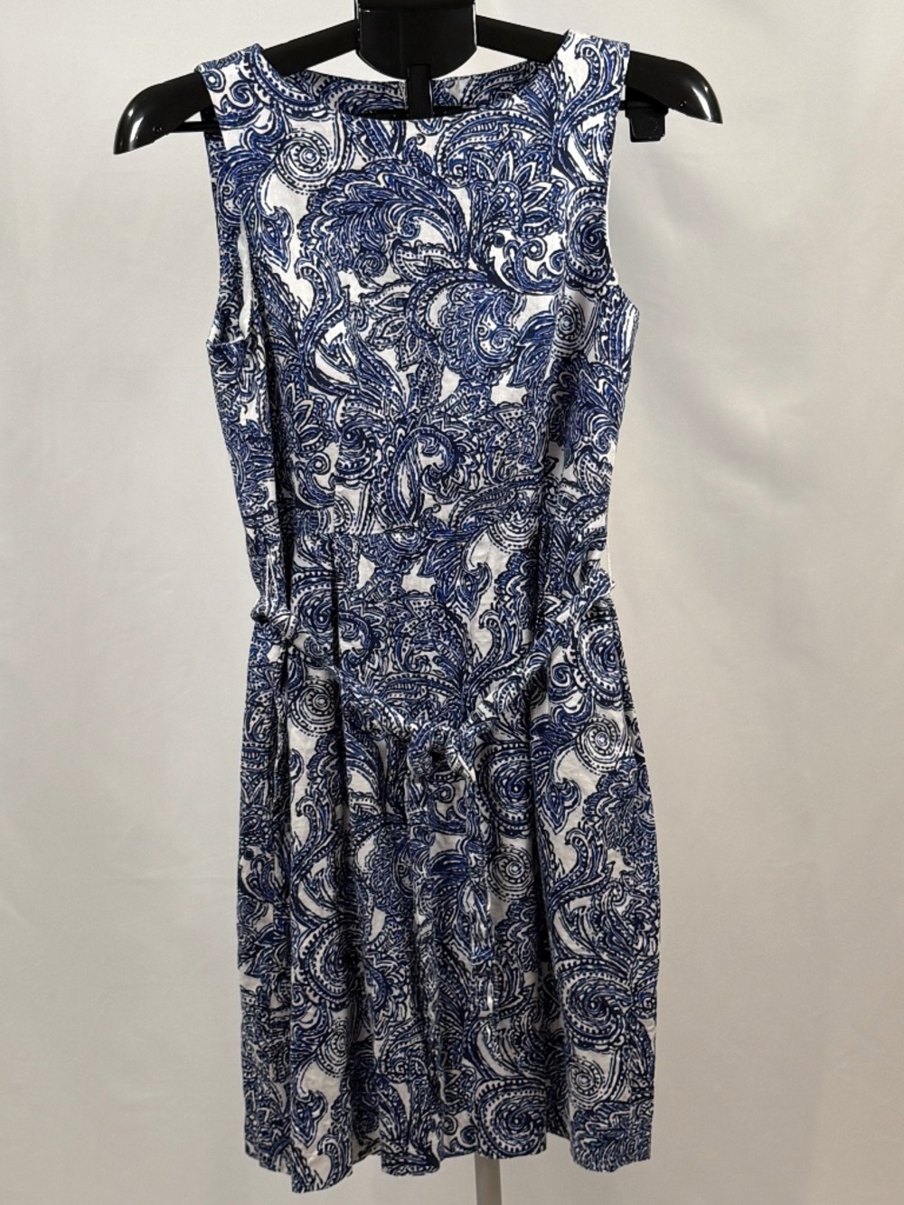 Blue White Paisley Dress Women’s Size 4 Sleeveless Fit Flare Preppy Coastal